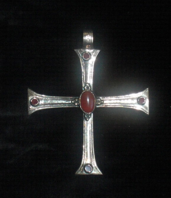 Mittelalterliches Kreuz Inspiration 7x9cm mit Carneol 22ct Blattgold hinterlegt_Kreuze